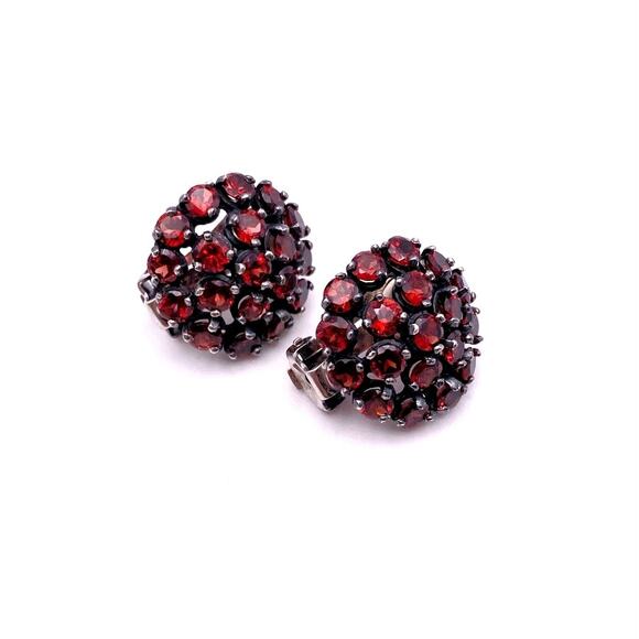 Sterling Silver and Garnets Vintage Clip On Earrings - Picture 8 of 8